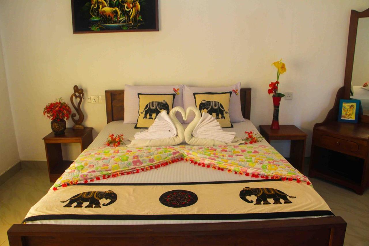 Hotel Hungry Lion Sigiriya Exterior foto